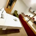 Raridade Apê 4 Quartos|meireles|beira Mar|180m2 Apartamento